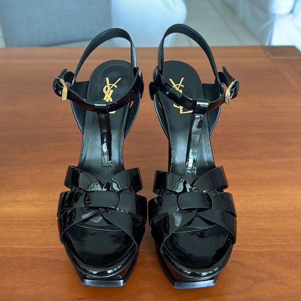 Saint Laurent